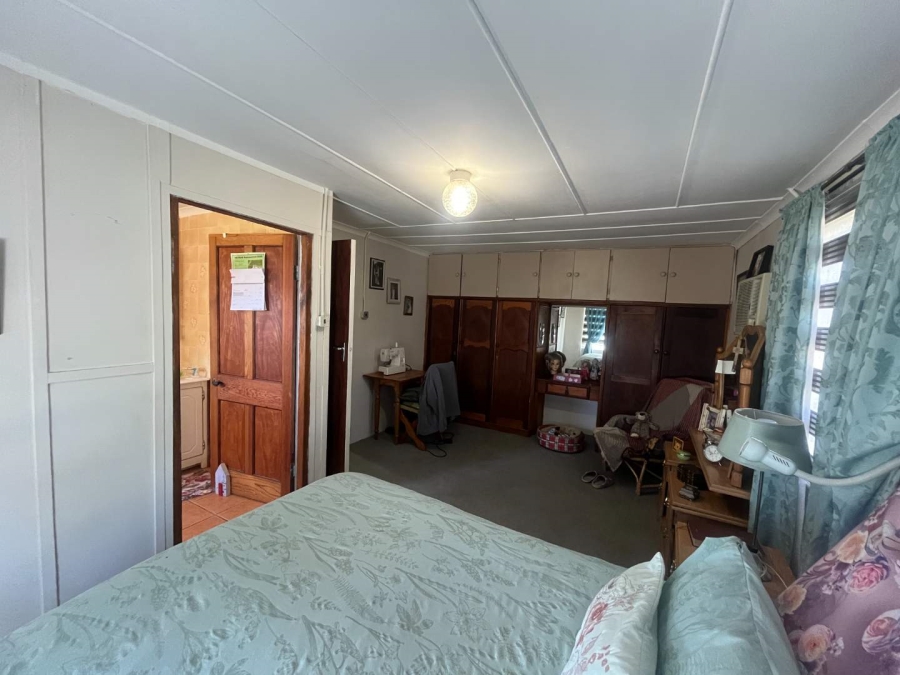 4 Bedroom Property for Sale in Kanoneiland Northern Cape